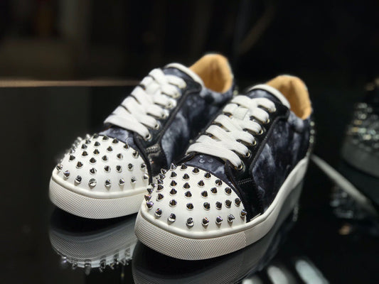 Sneakers & Shoes