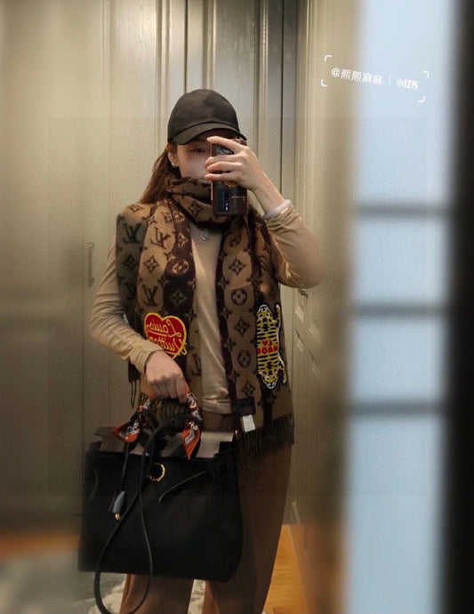 TIGER PATTERN SCARF 205 CM IN CHOCOLATE BROWN CASHMERE 390874