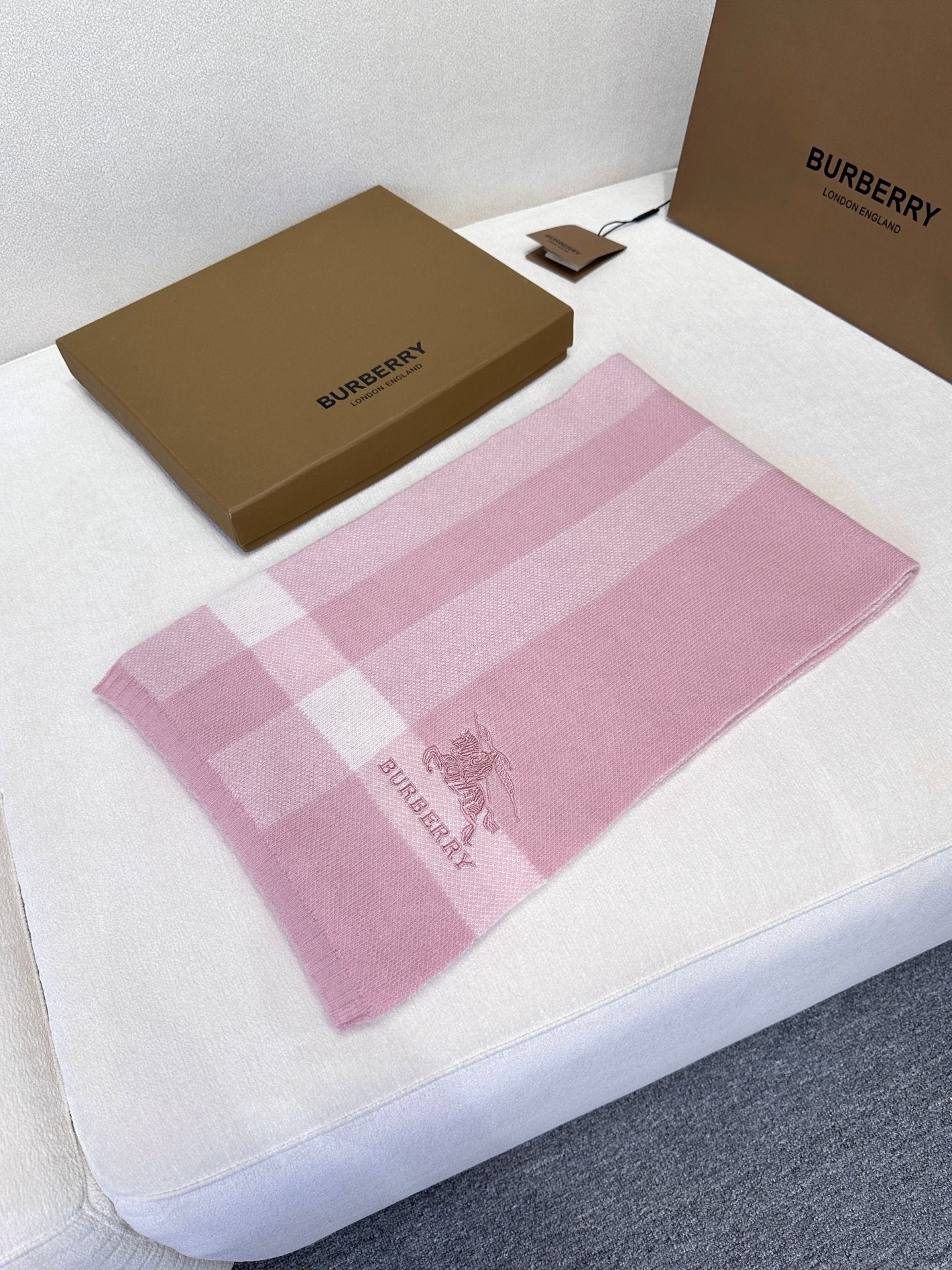 SCARF 190 CM IN LIGHT PINK CASHMERE 398396