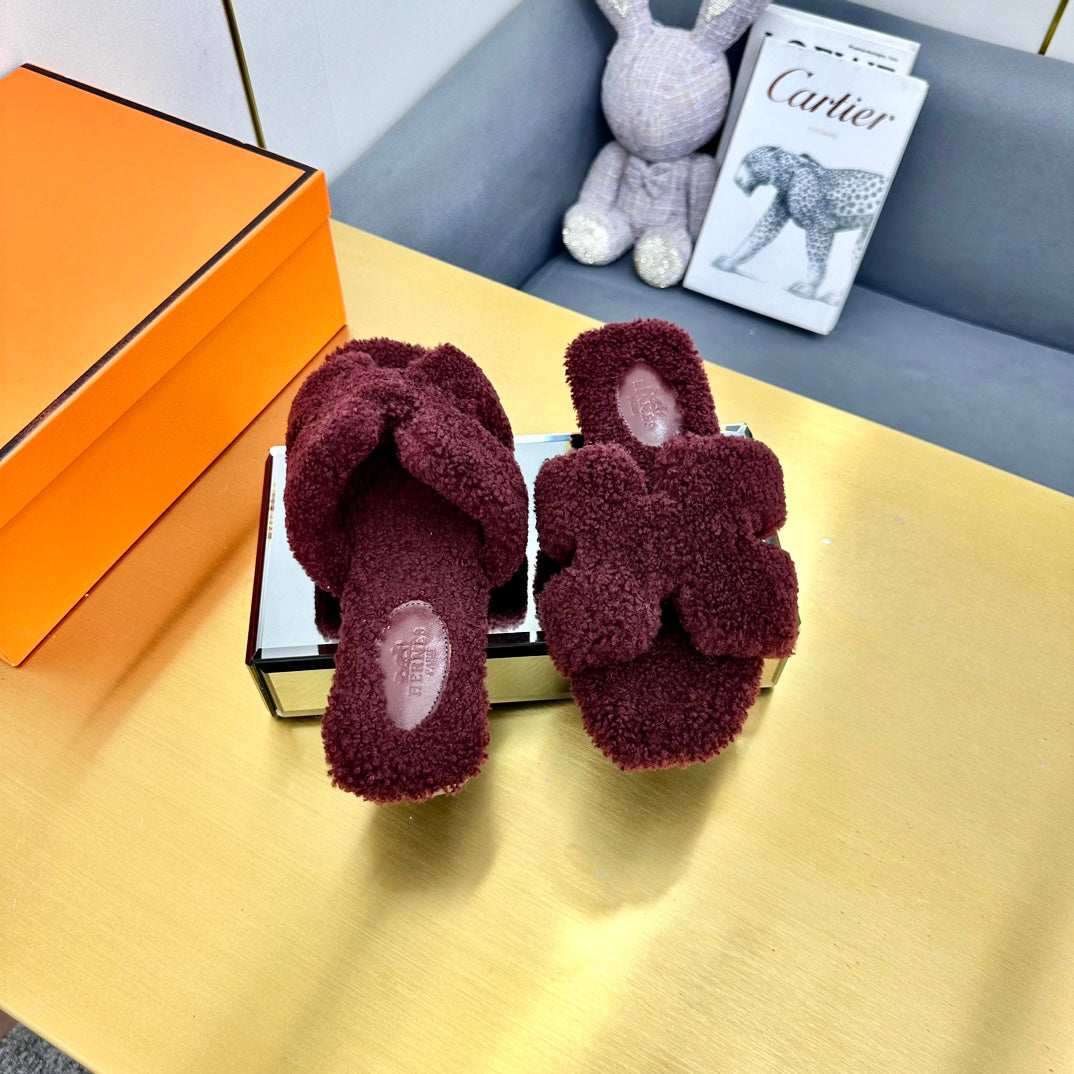 0RAN SHEARLING SANDALS MAHOGANY RED