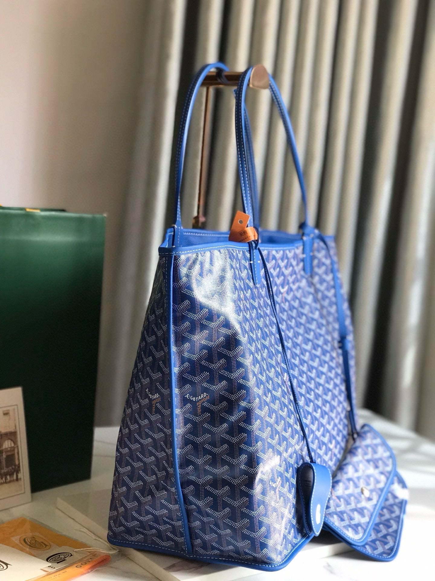 GOY REVERSIBLE ANJOU 39*32*19