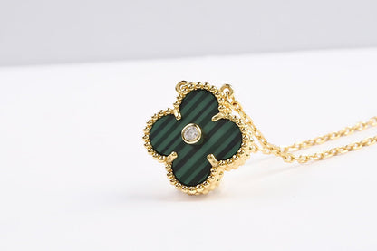 CLOVER PEDANT MALACHITE GOLD NECKLACE