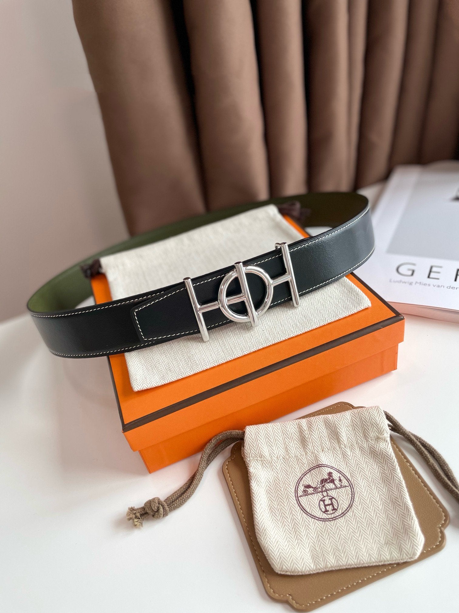 H ULYSSE BELT 38MM SILVER BUCKLE BLACK GREEN LEATHER