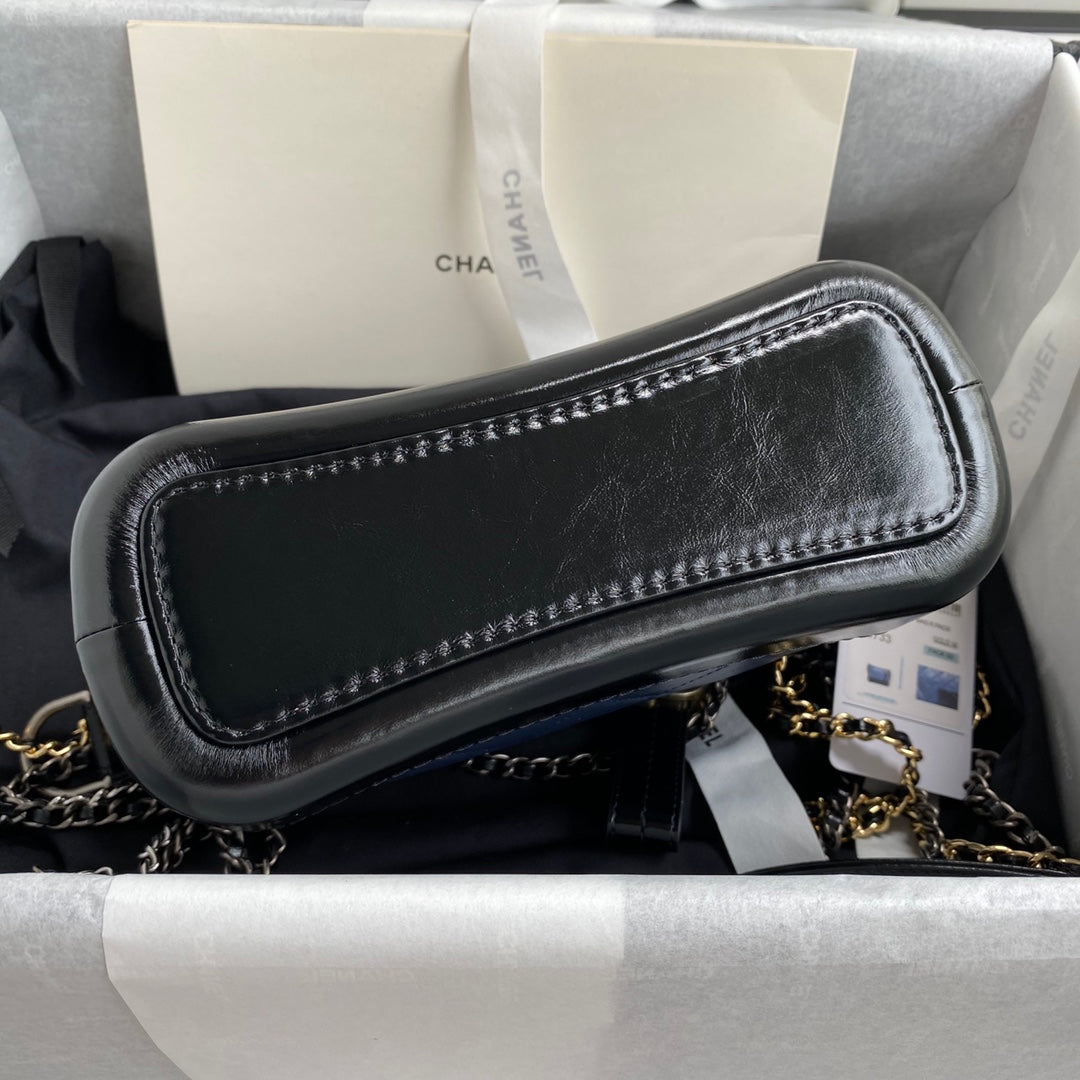 CC GABRIELLE MINI 20 HOBO BAG IN MIDNIGHT BLUE MIX BLACK CALFSKIN