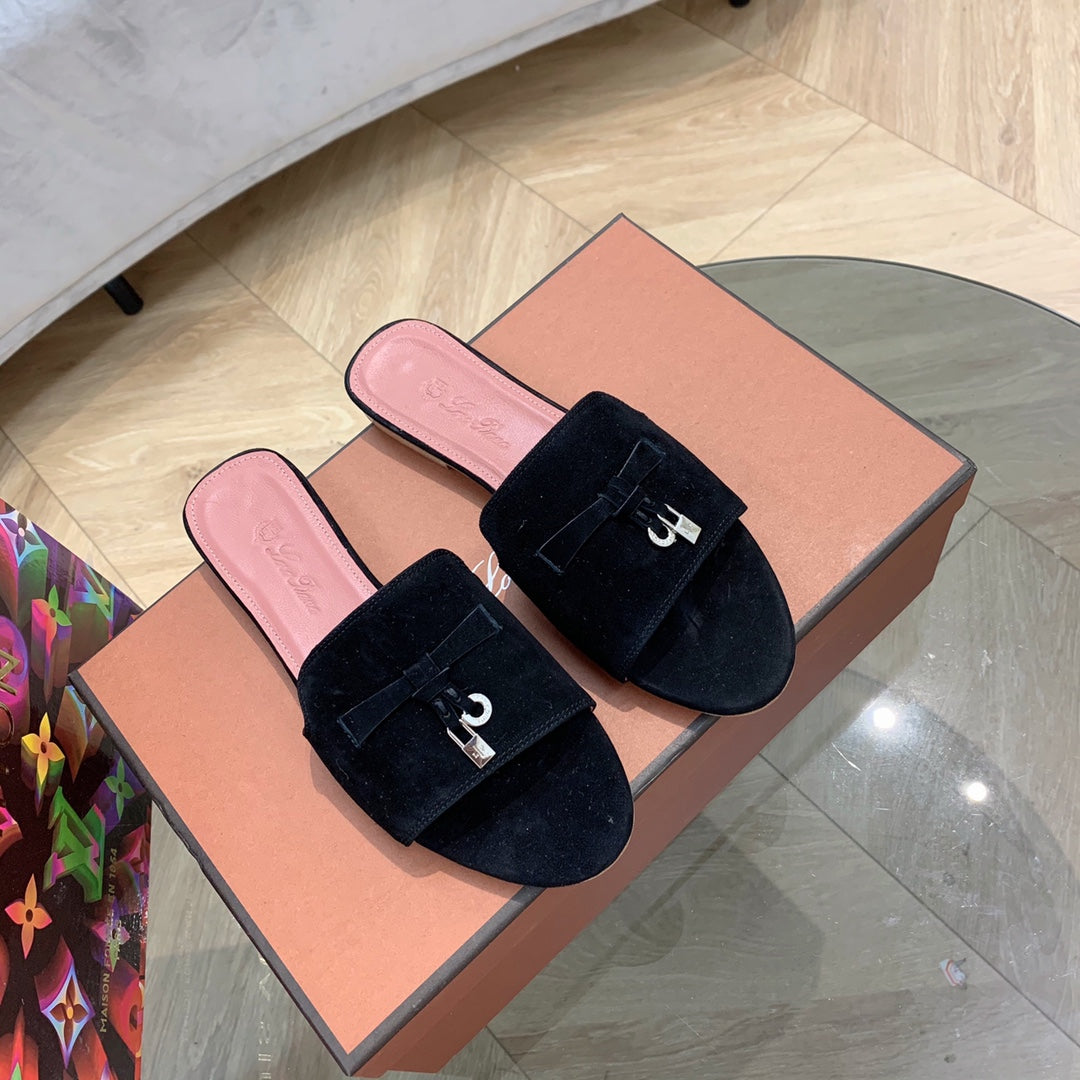 Summer Charms Sandals in Black Suede Pink Lambskin