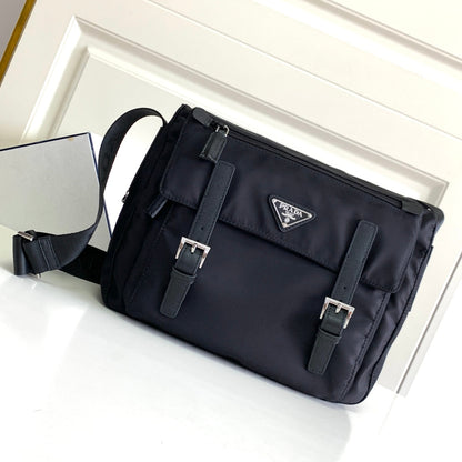 TRIANGLE LOGO CROSSBODY BAG 30 IN BLACK RE-NYLON