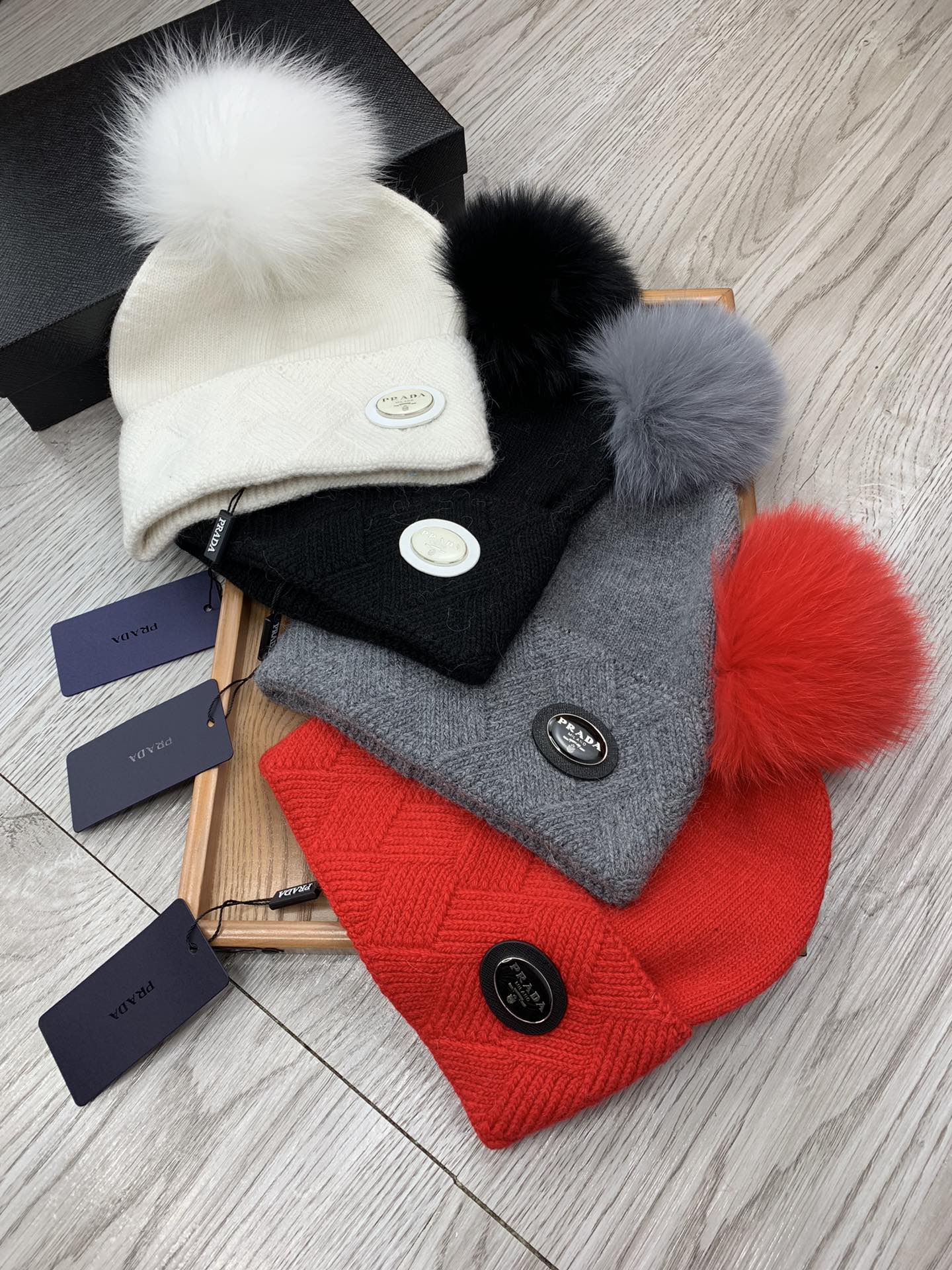 BEANIE HAT IN WHITE WOOL AND RABBIT FUR 346716