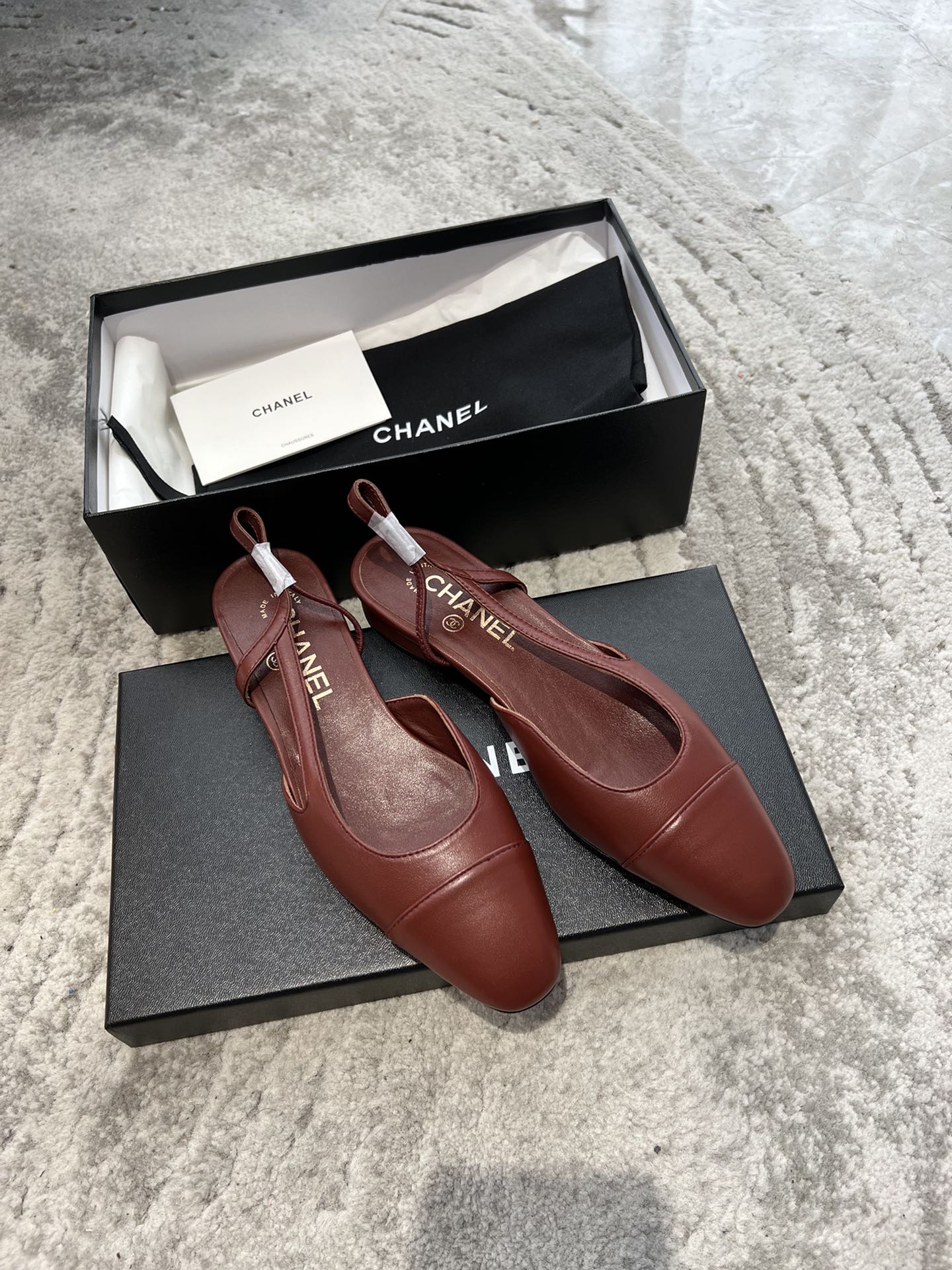 SLINGBACKS WINE RED CALFSKIN