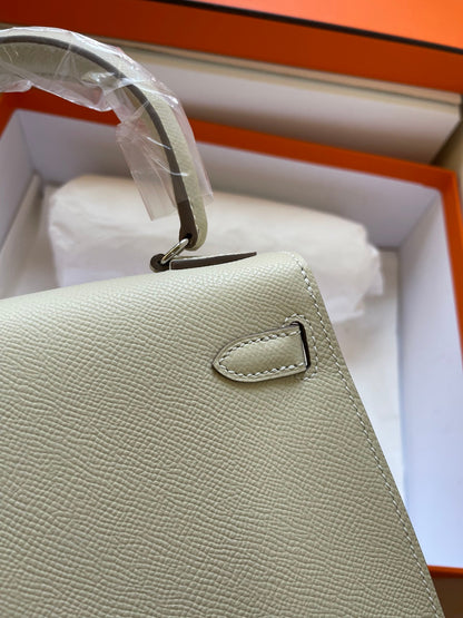KELLY MINI 20 BAG IN OAT TAN CALFSKIN WITH SILVER HARDWARE