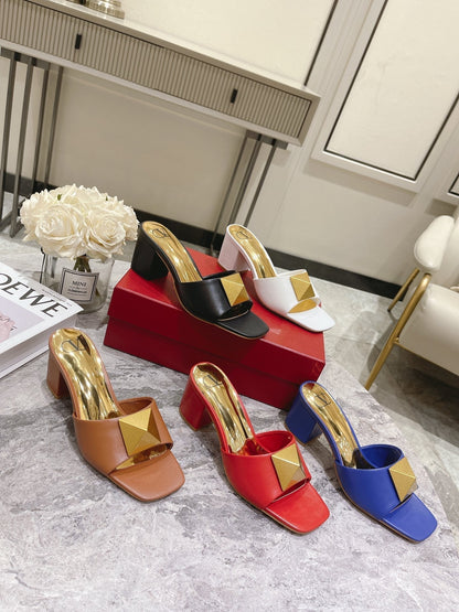 ONE STUD HEELED MULE 60 MM IN COBALT BLUE CALFSKIN