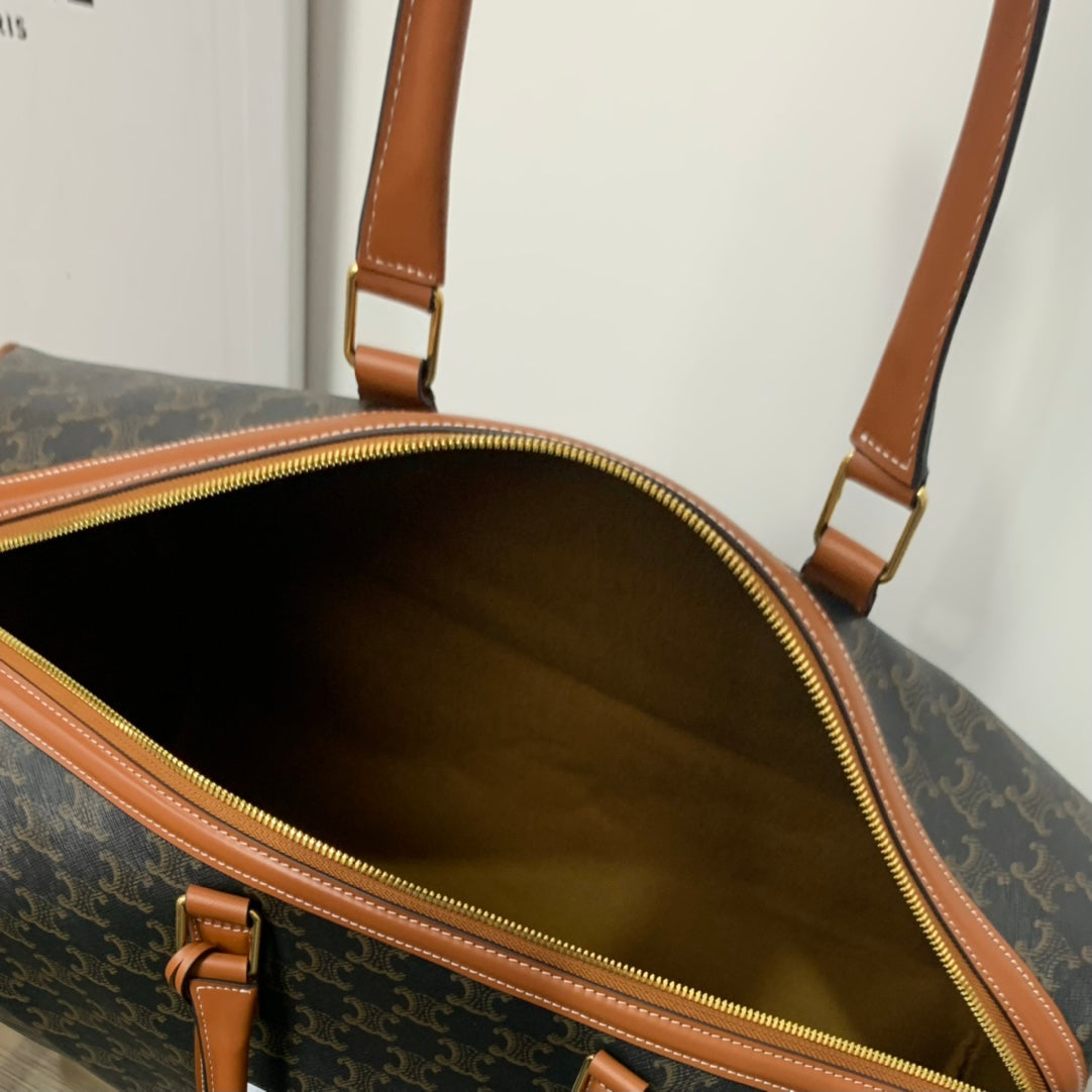 TRAVEL BAG 50 IN BLACK TRIOMPHE CANVAS WITH CAT PRINT