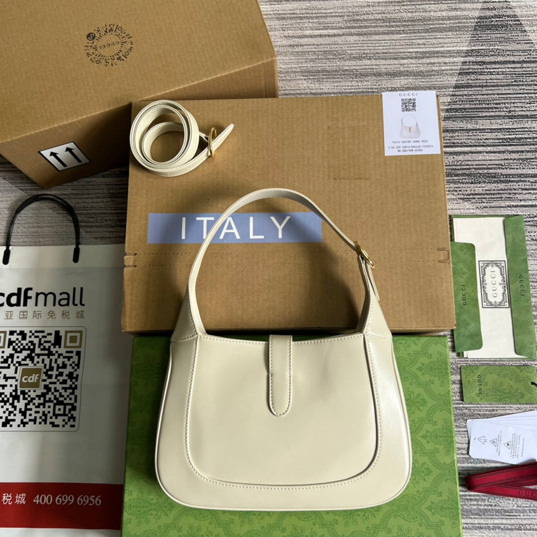 GG JACKIE SMALL 28 SHOULDER BAG IN WHITE CALFSKIN