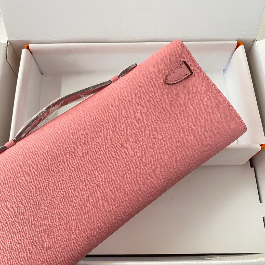KELLY CUT 31 IN SALMON PINK CALFSKIN WITH GOLD HARDWARE