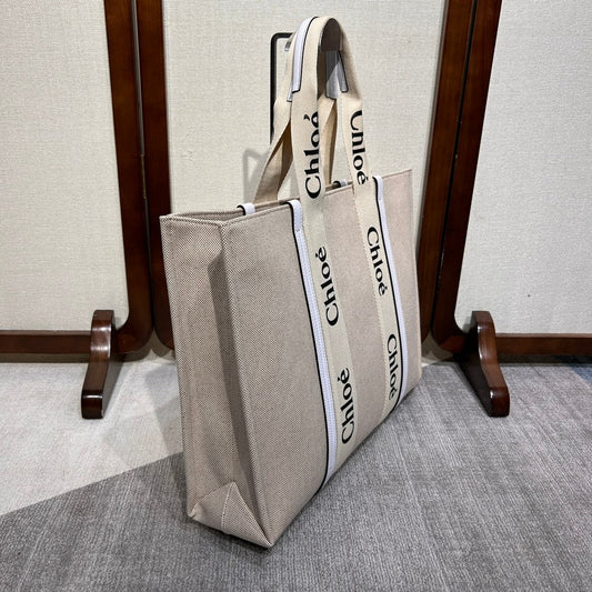 LAGRE WOODY TOTE BAG 45 IN BEIGE LINEN CANVAS BLACK WEBBING LOGO EMBROIDER WHITE CALFSKIN