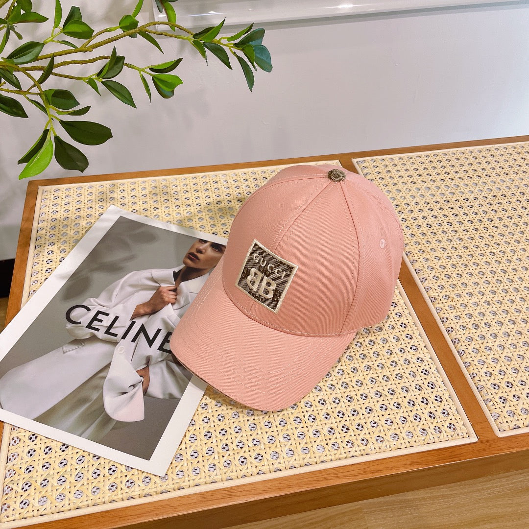 BASEBALL HAT IN PEACHY PINK JACQUARD FABRIC 219953