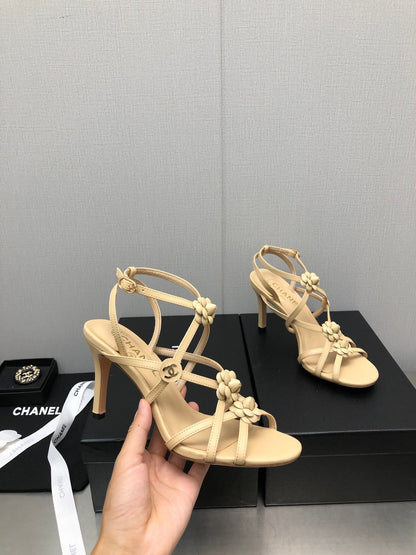 FLORAL HIGH HEEL SANDAL IN SAND YELLOW LAMBSKIN