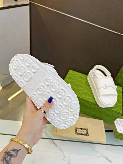 HORSEBIT FLATFORM SANDAL 5 CM IN WHITE IMPORTED TPU