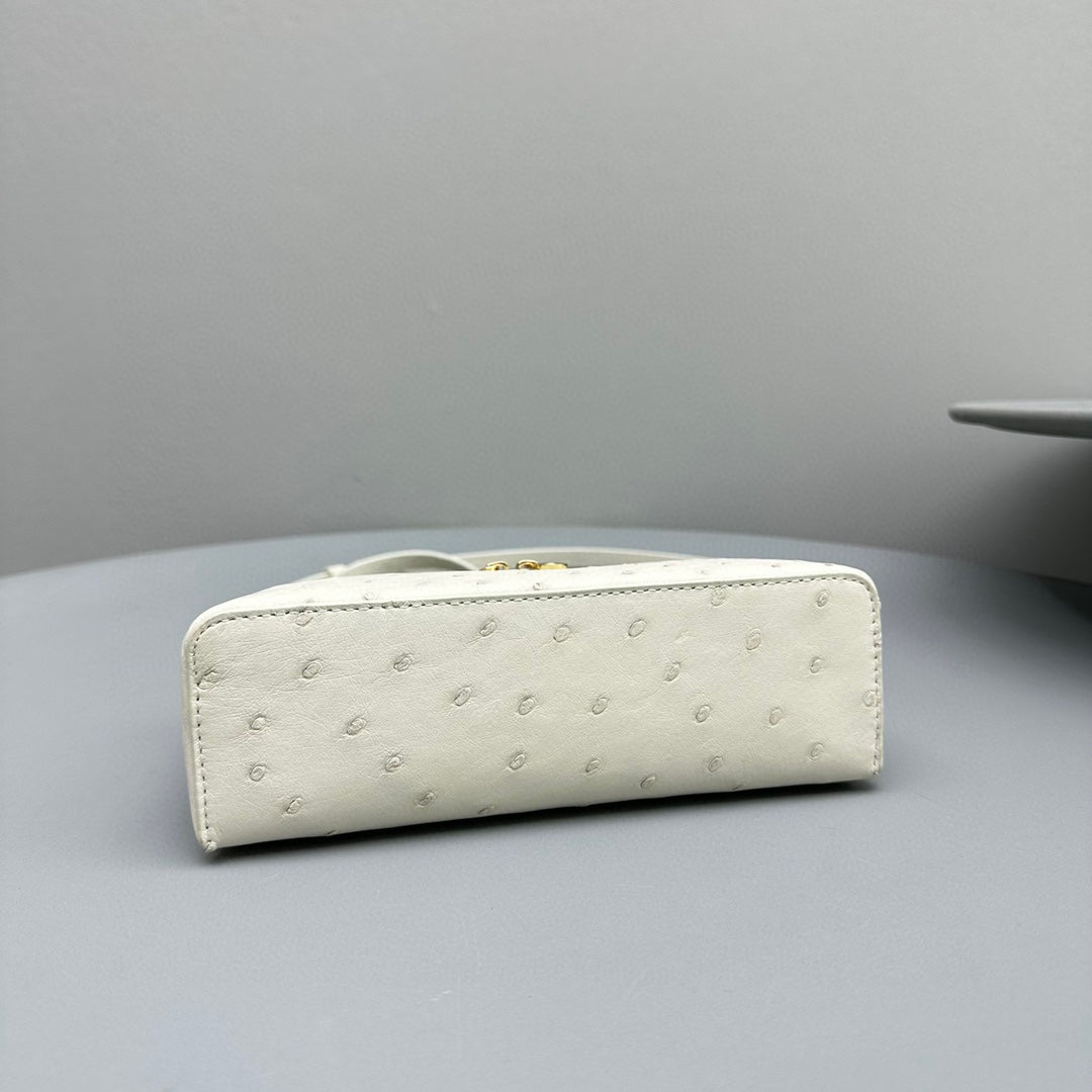 Extra Pocket L19 White Ostrich Leather Ghw