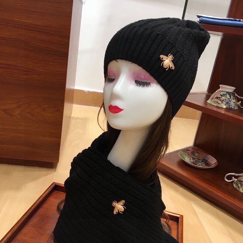 SET SCARF AND HAT IN BLACK WOOL 945021