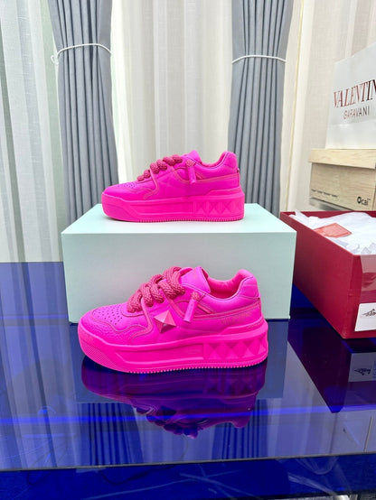 One Stud Garavani Pink One Stud XL Sneakers