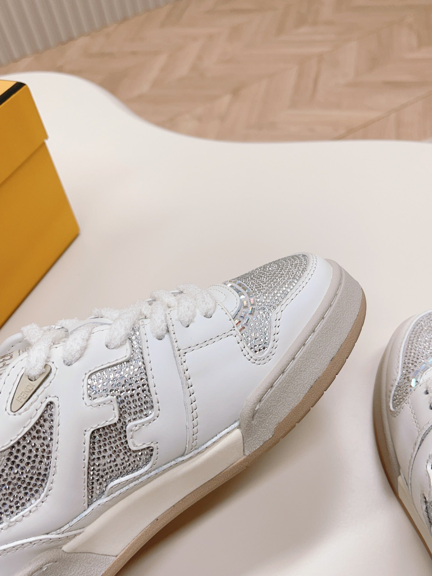 FENDI CASUAL SNEAKER IN WHITE CALFSKIN ATTACH RHINSTONES