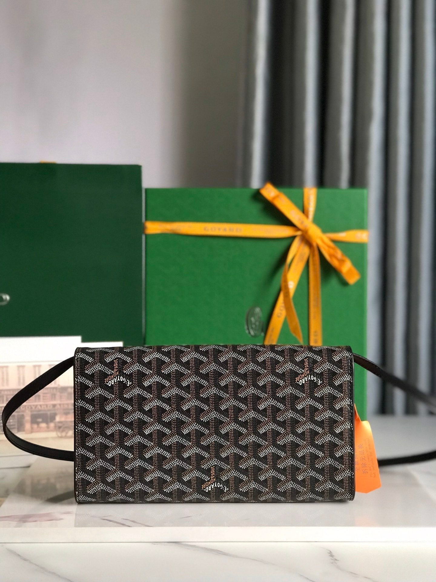 MONTE-CARLO PM CLUTCH 25 IN BLACK GOYARDINE CANVAS