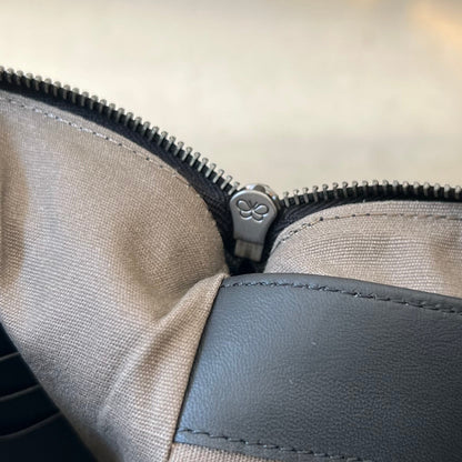 INTRECCIATO 30 IN BLACK LAMBSKIN