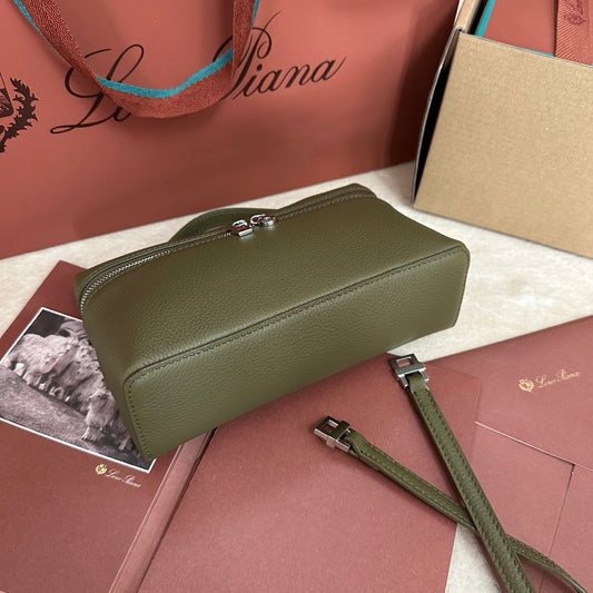 EXTRA POCKET L19 IN OLIVE GREEN CALFSKIN WITH SILVER HARDWARE