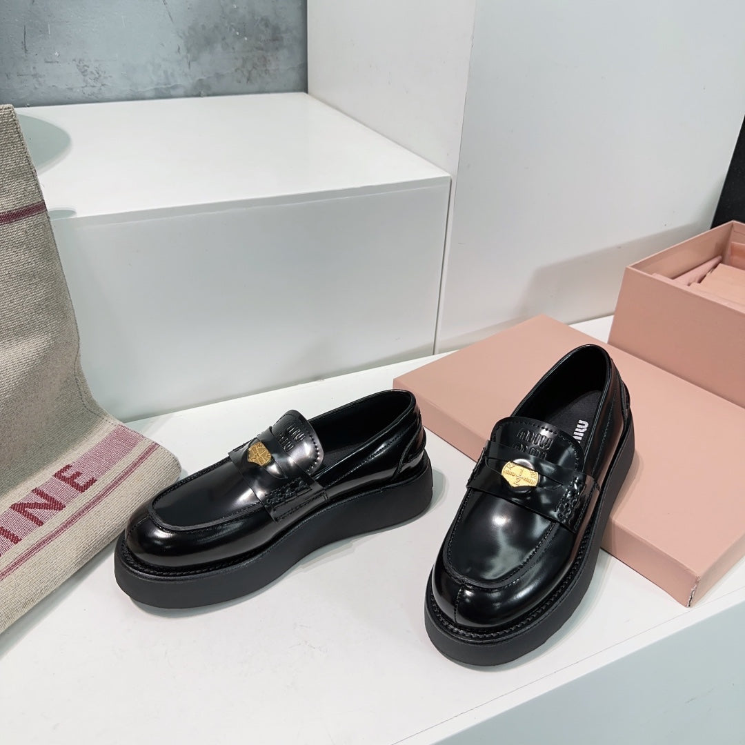 Thick-Soled Loafers Shoes Black Cowhide