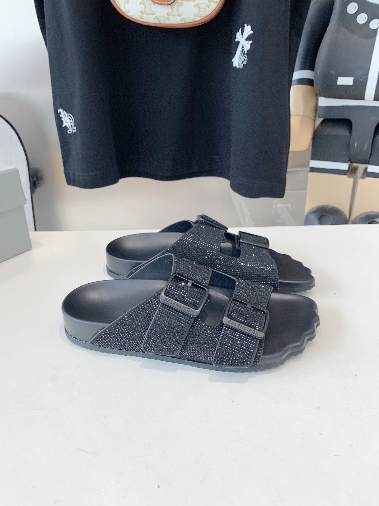 BIRKENSTOCK SLIPPERS ATTACHED RHINESTONES IN BLACK CALFSKIN