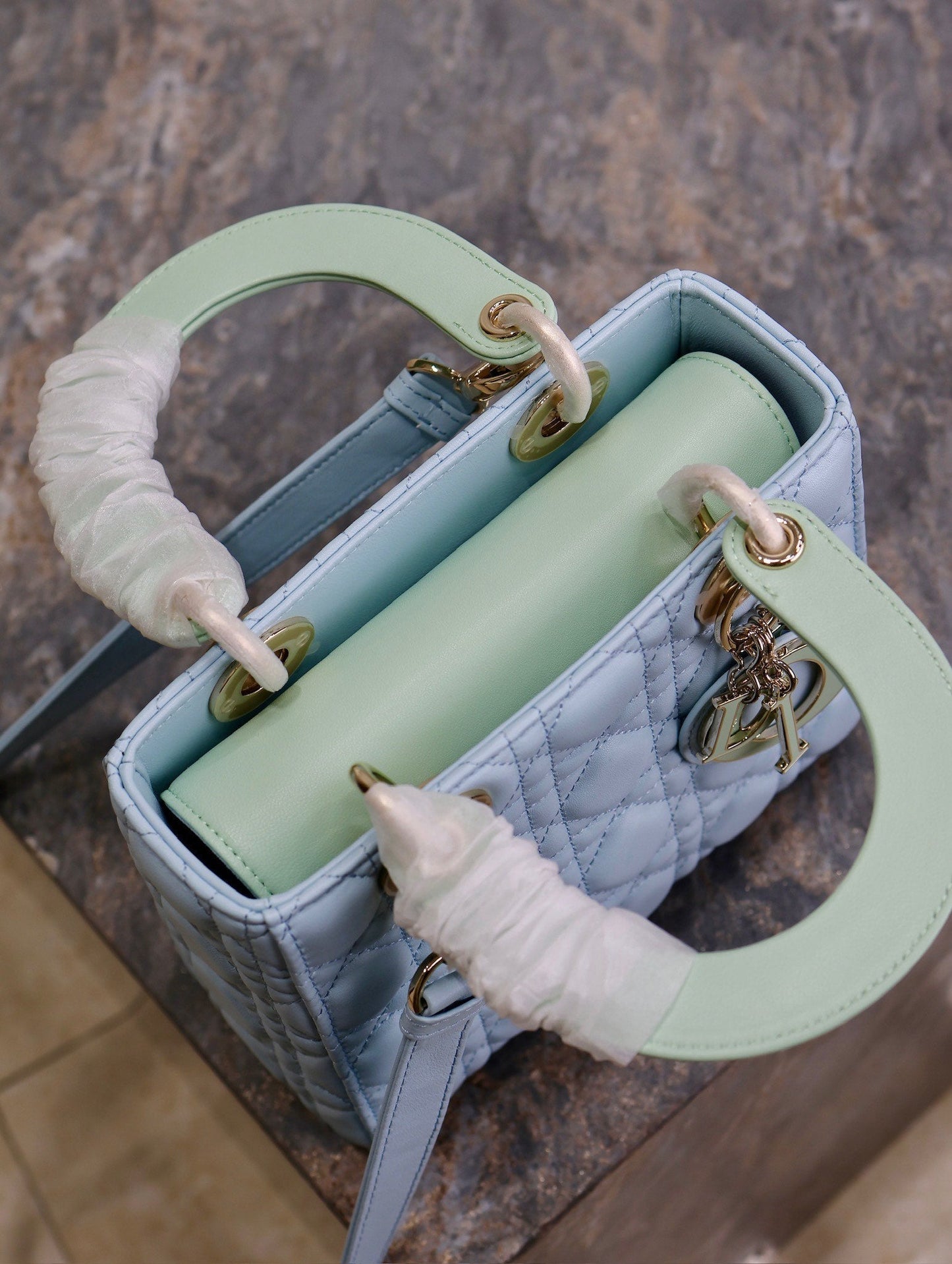 MEDIUM LADY BAG 20 IN BABY BLUE QUILTED MACROCANNAGE CALFSKIN GREEN STRAP