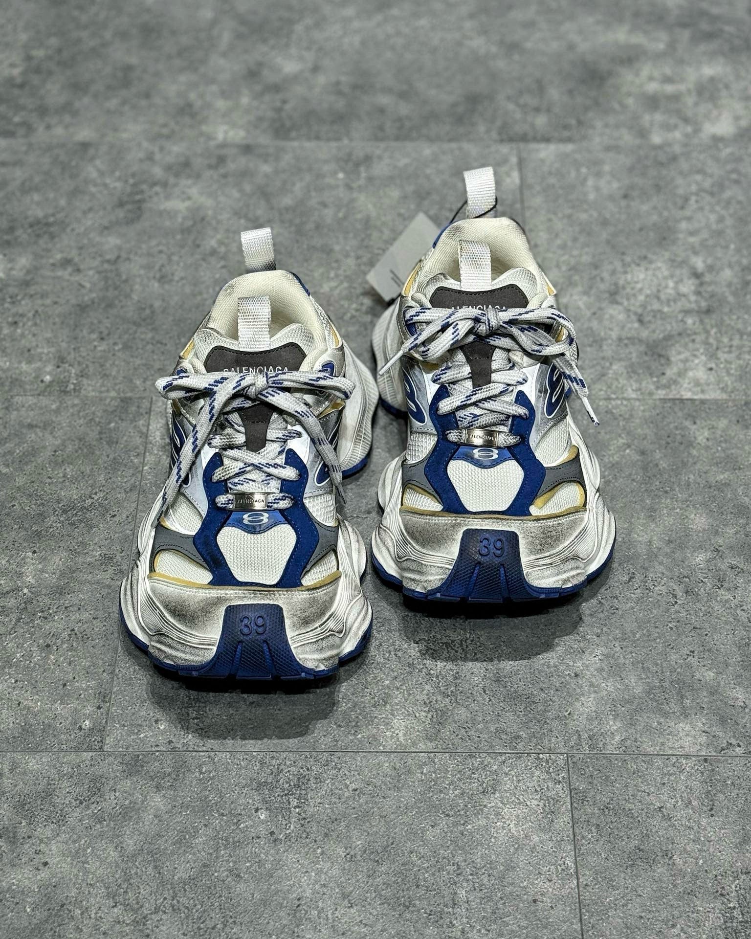 BLCG Sneakers