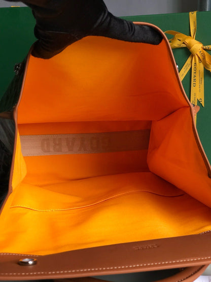 GOY Backpack 33x35x16cm