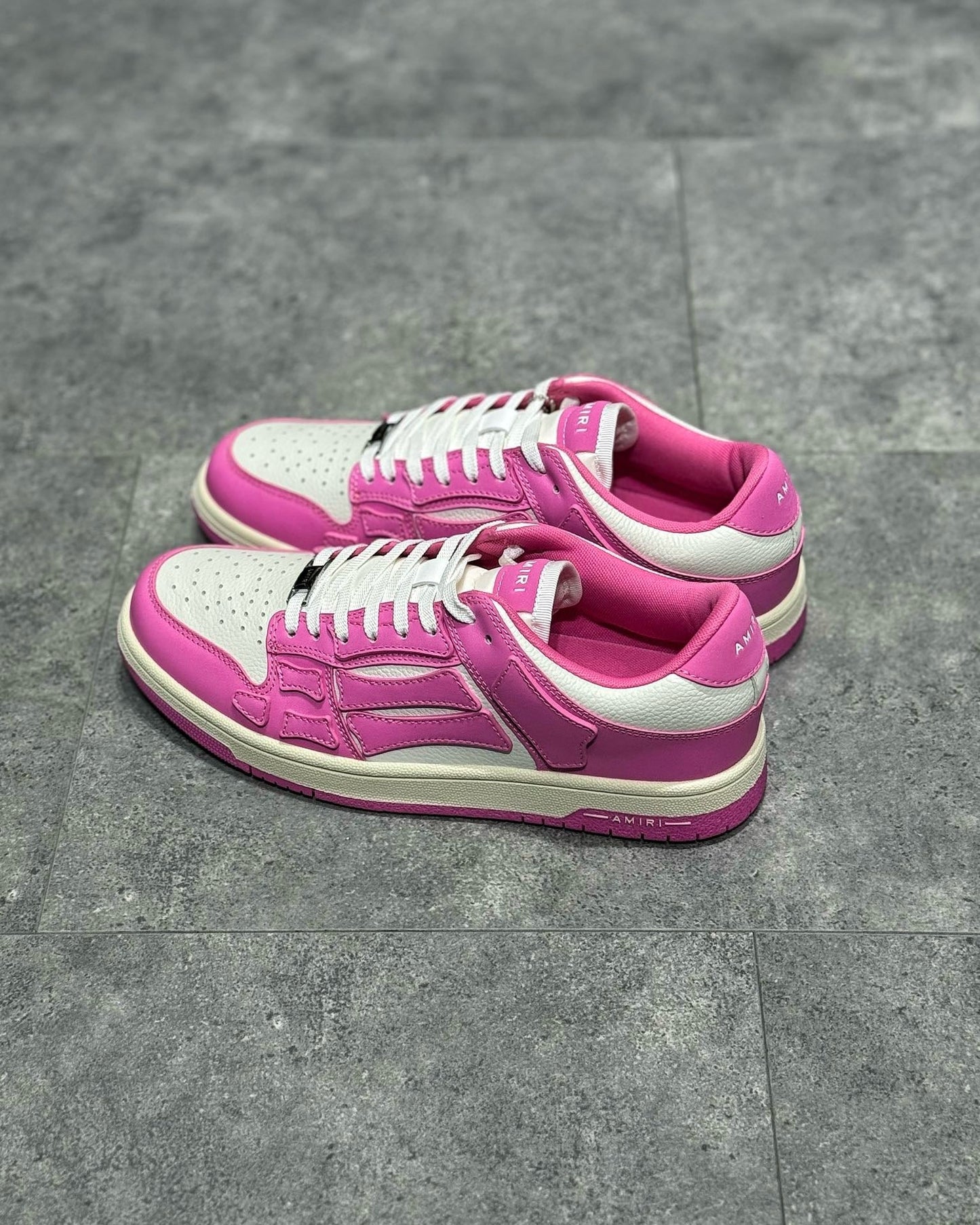 AMR Sneakers
