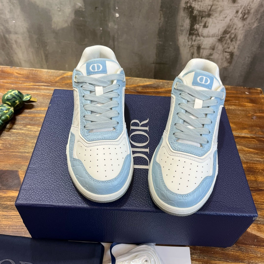 DIO Sneakers