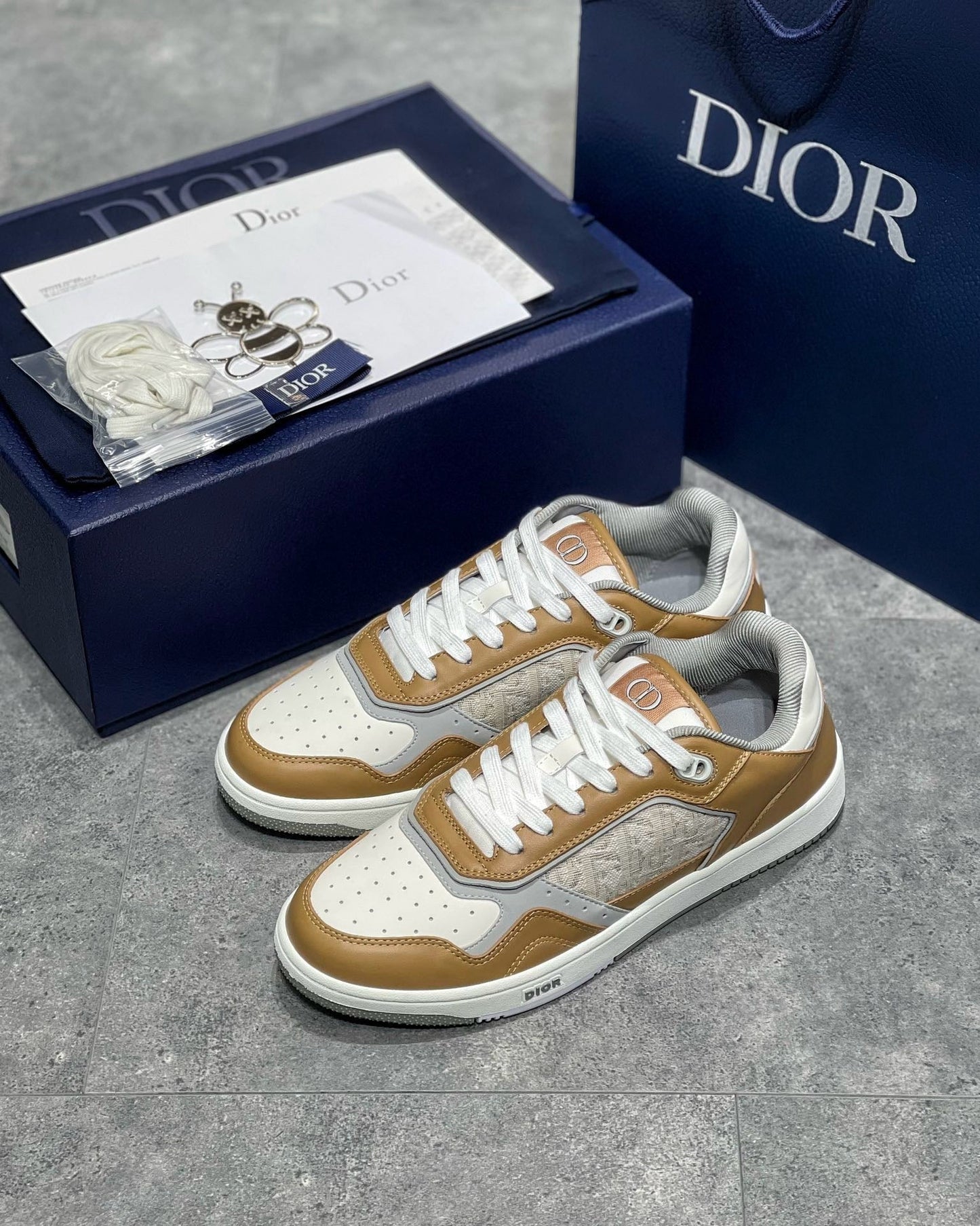 DIO Sneakers