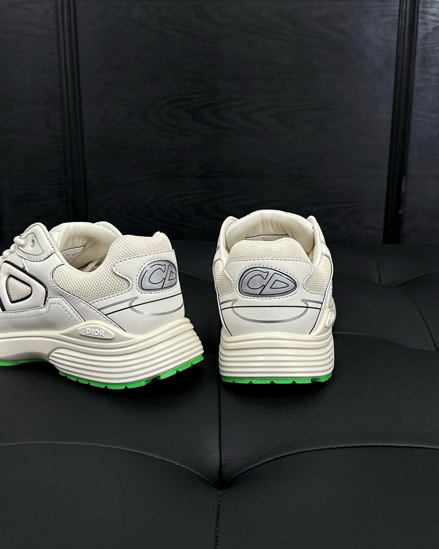 CD SNEAKERS