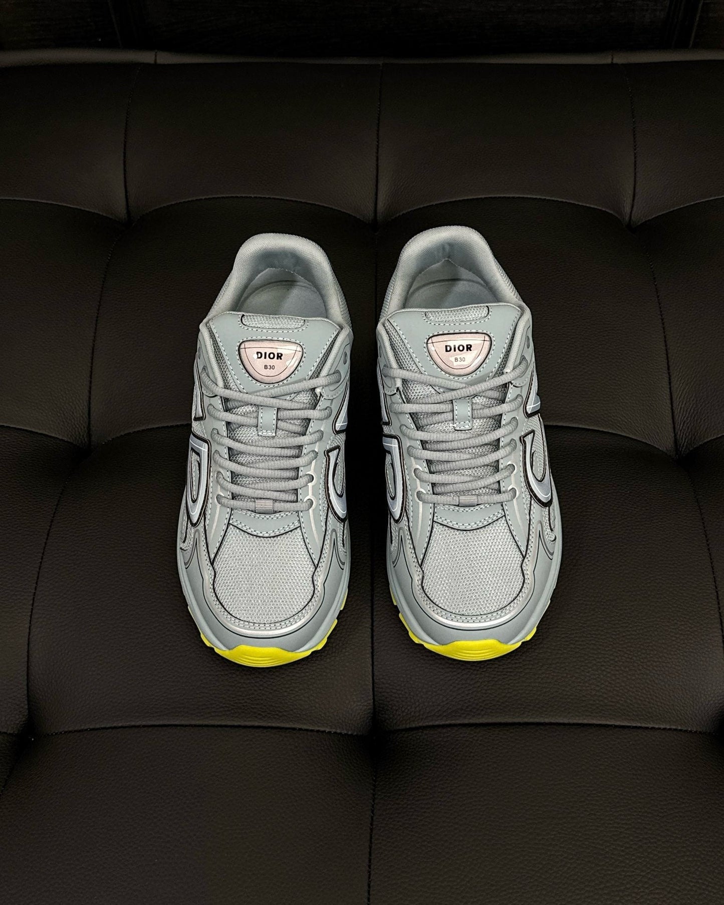 CD SNEAKERS