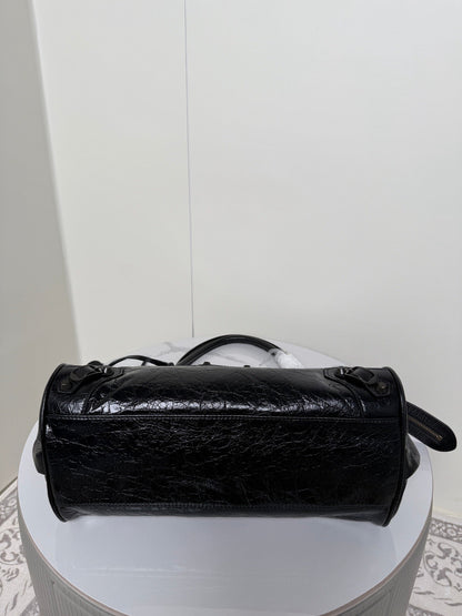 BLCG WOMEN'S LE CITY BAG EAST-WEST IN BLACK 40