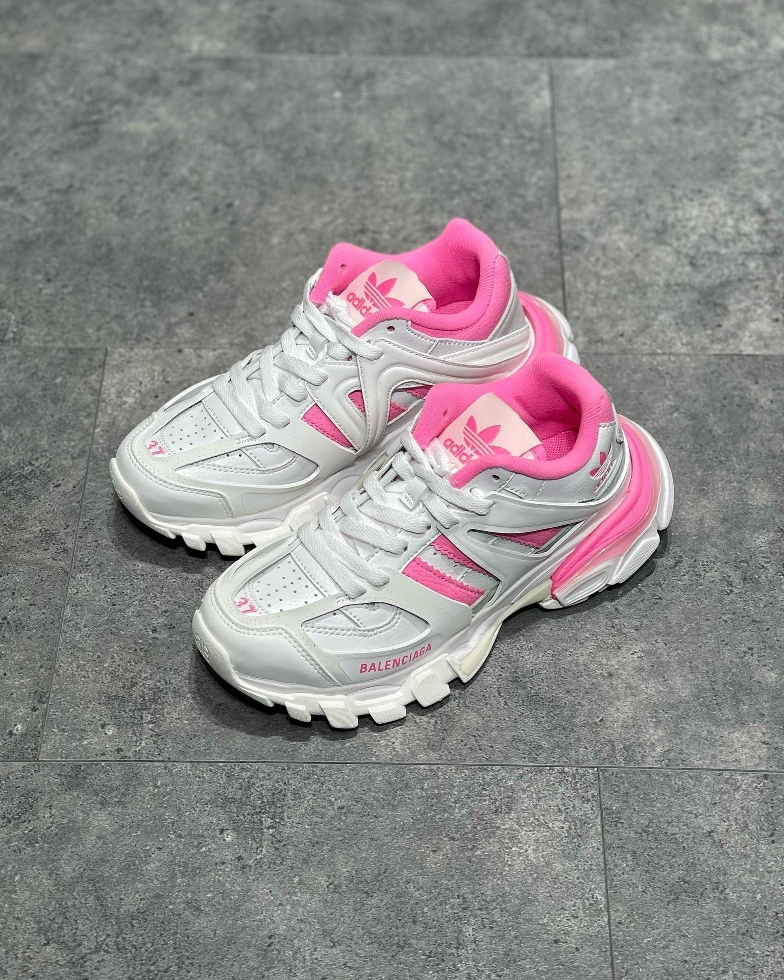 BLCG Sneakers