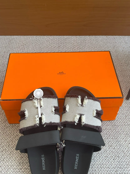 HERM Sandals