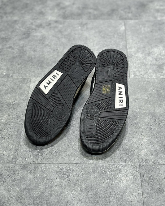 AMR Sneakers