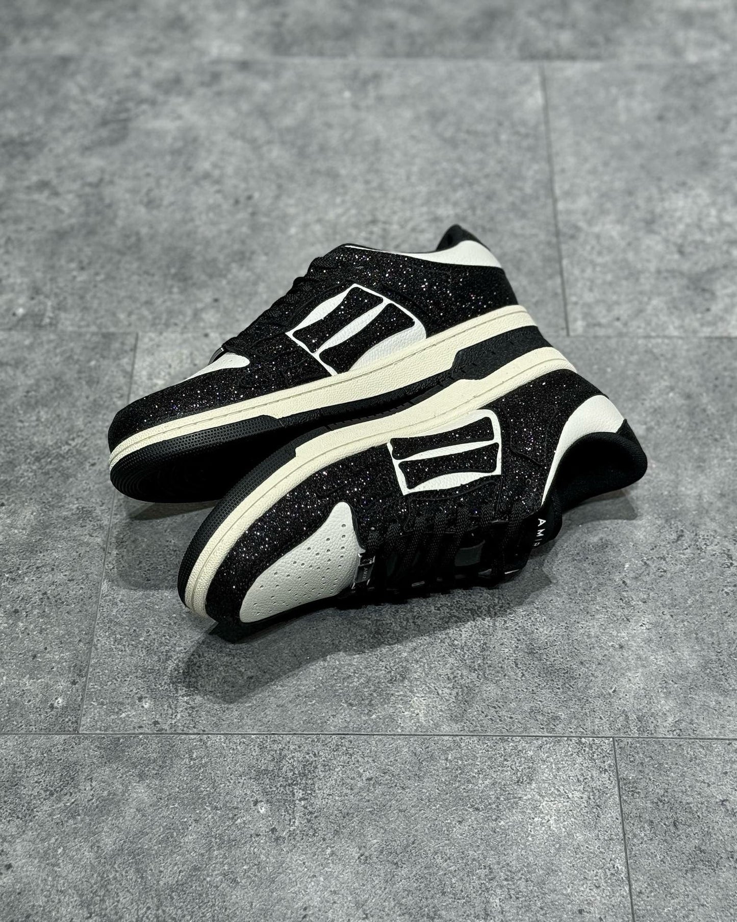 AMR Sneakers