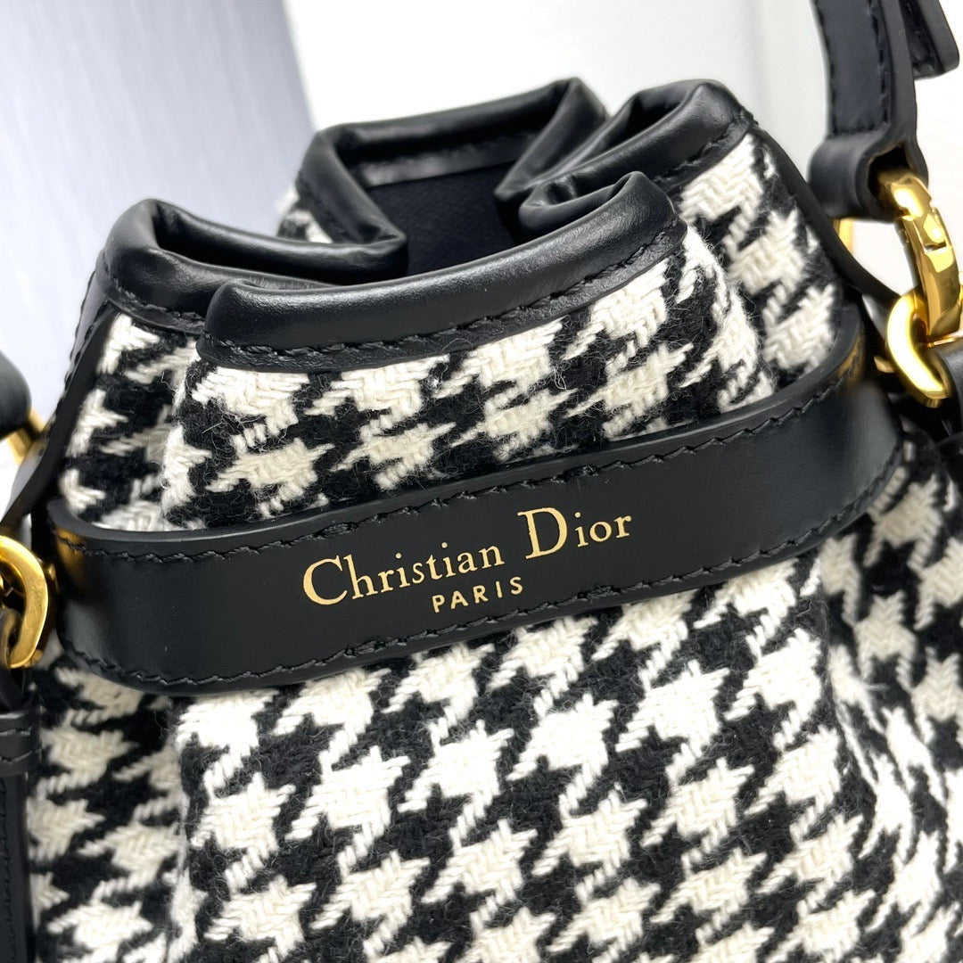 DIO C‚Äôest Handbag (17cm)