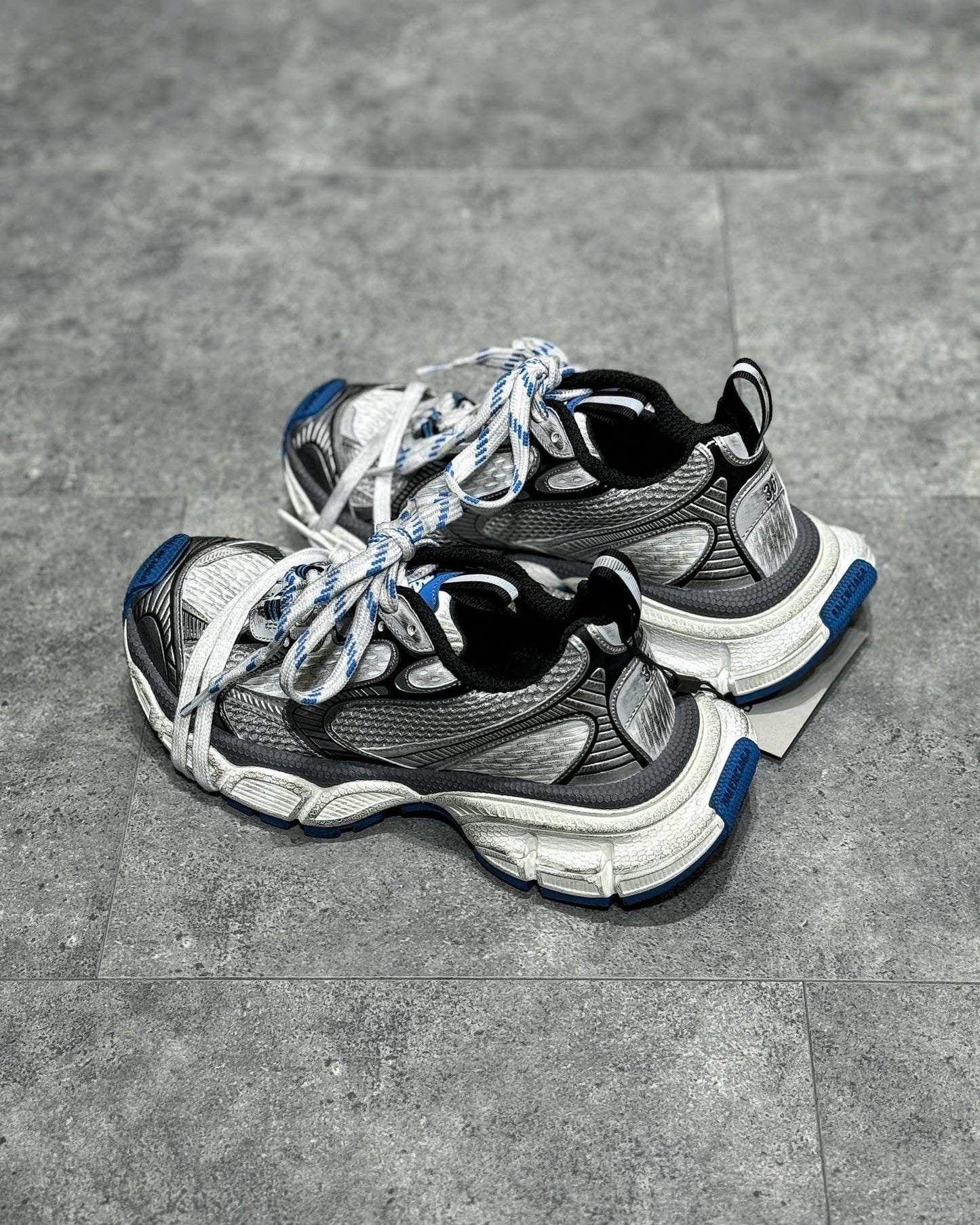 BLCG Sneakers