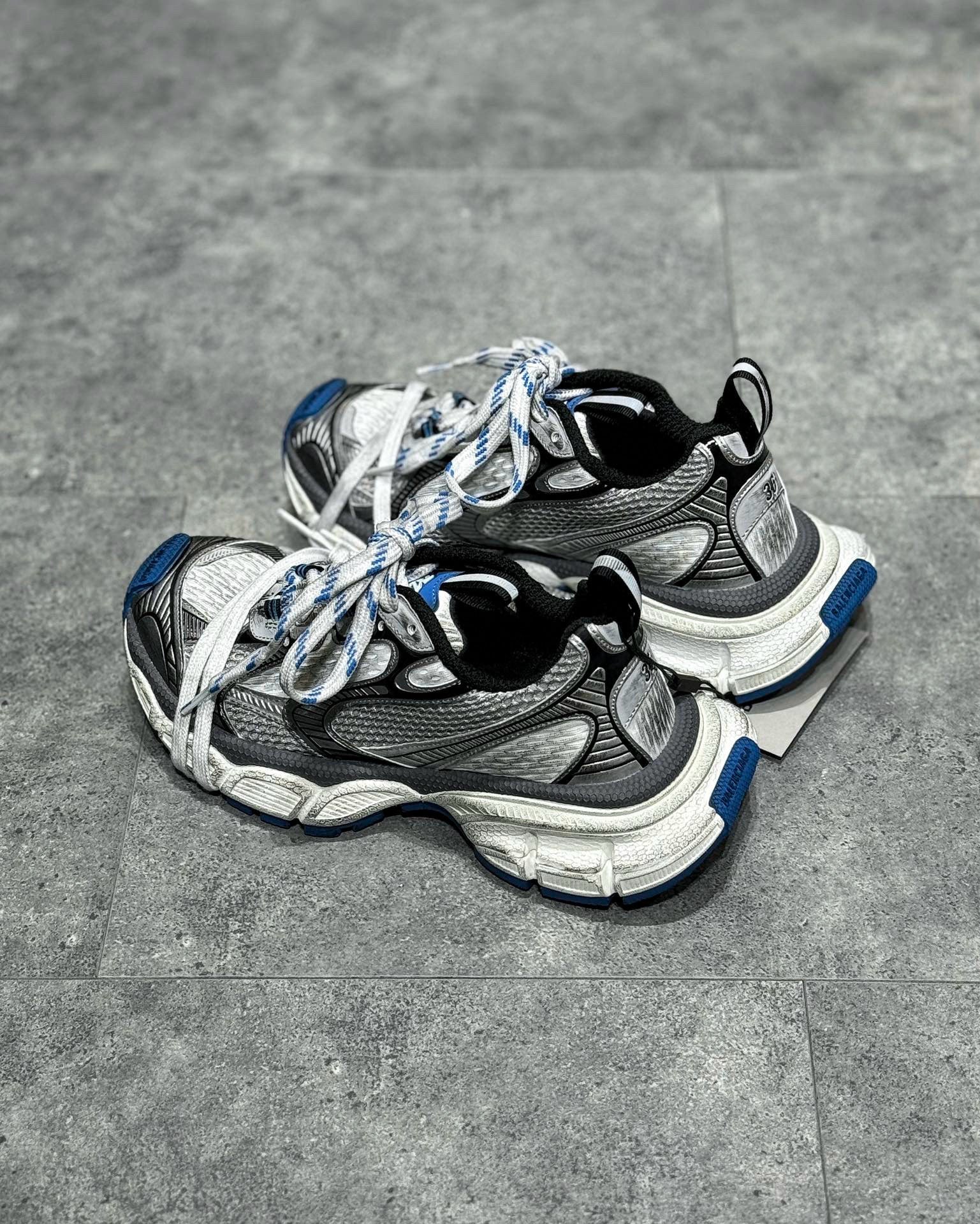 BLCG Sneakers