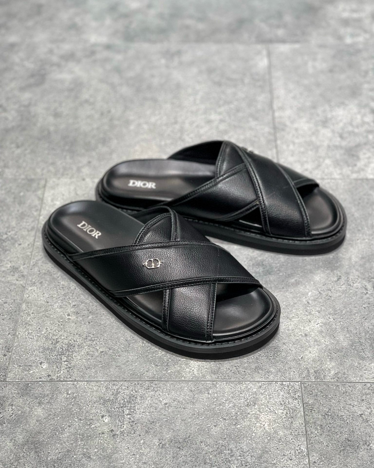 CD SANDALS