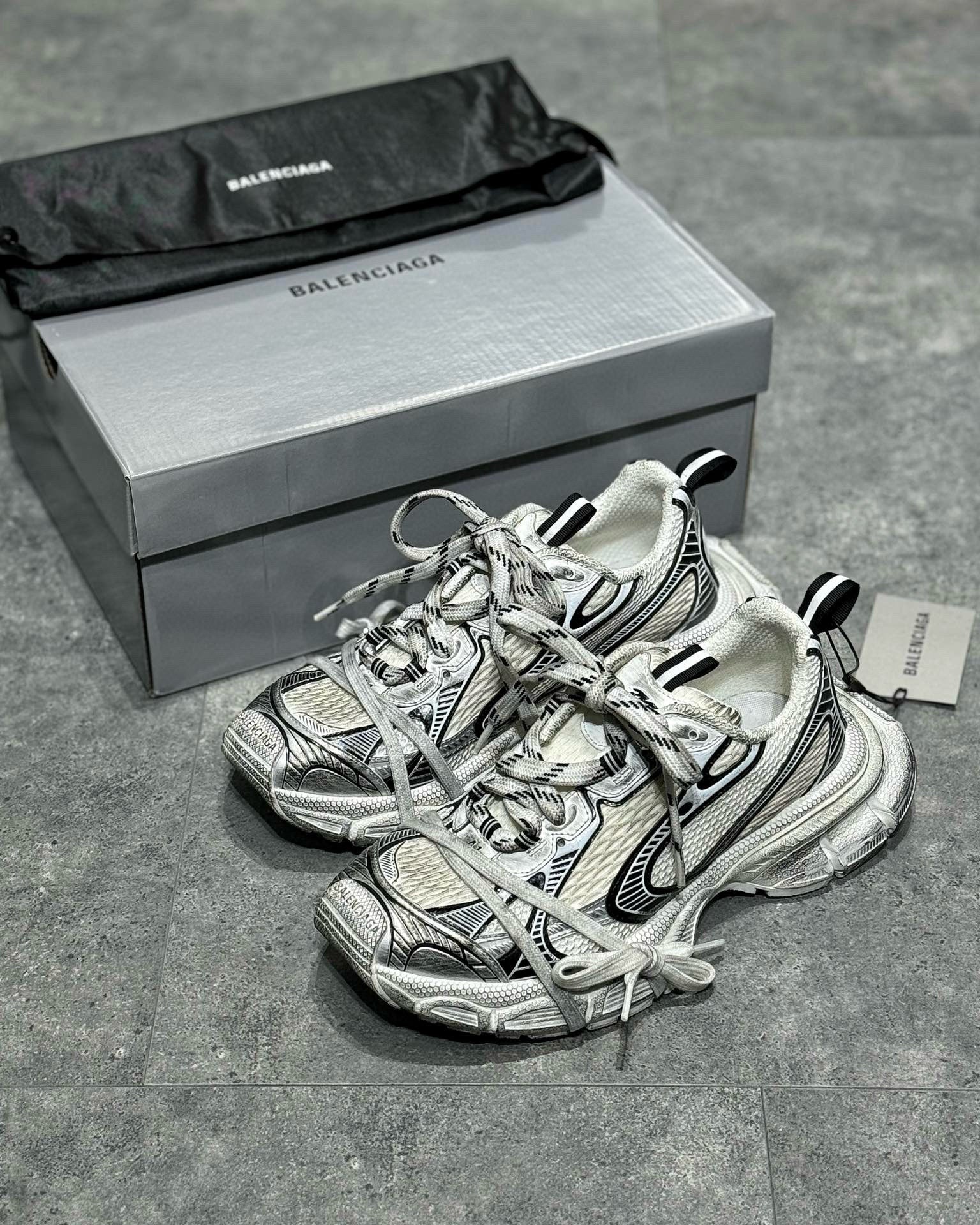 BLCG Sneaker
