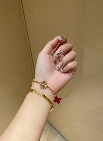 VCA Bracelet