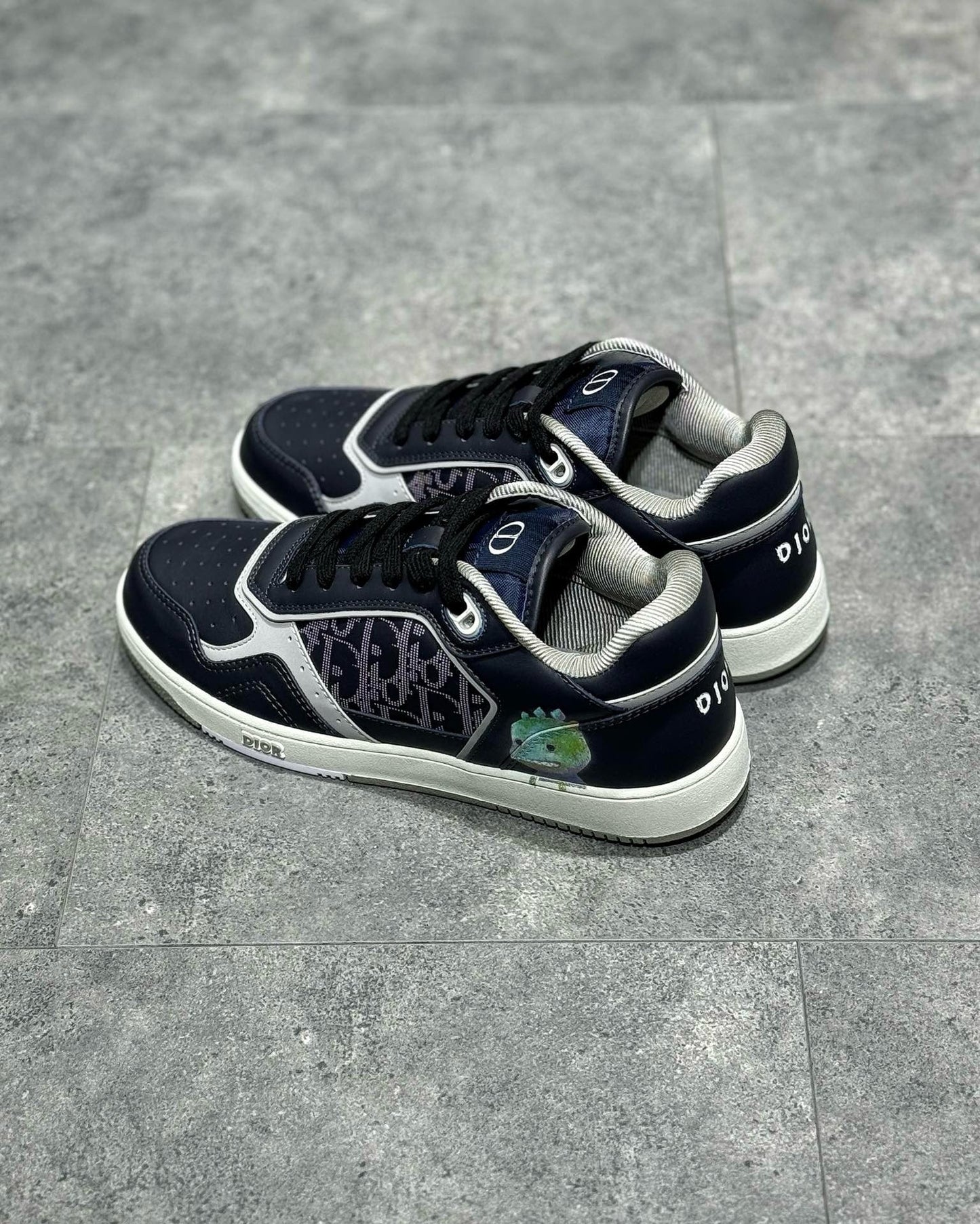 DIO Sneakers